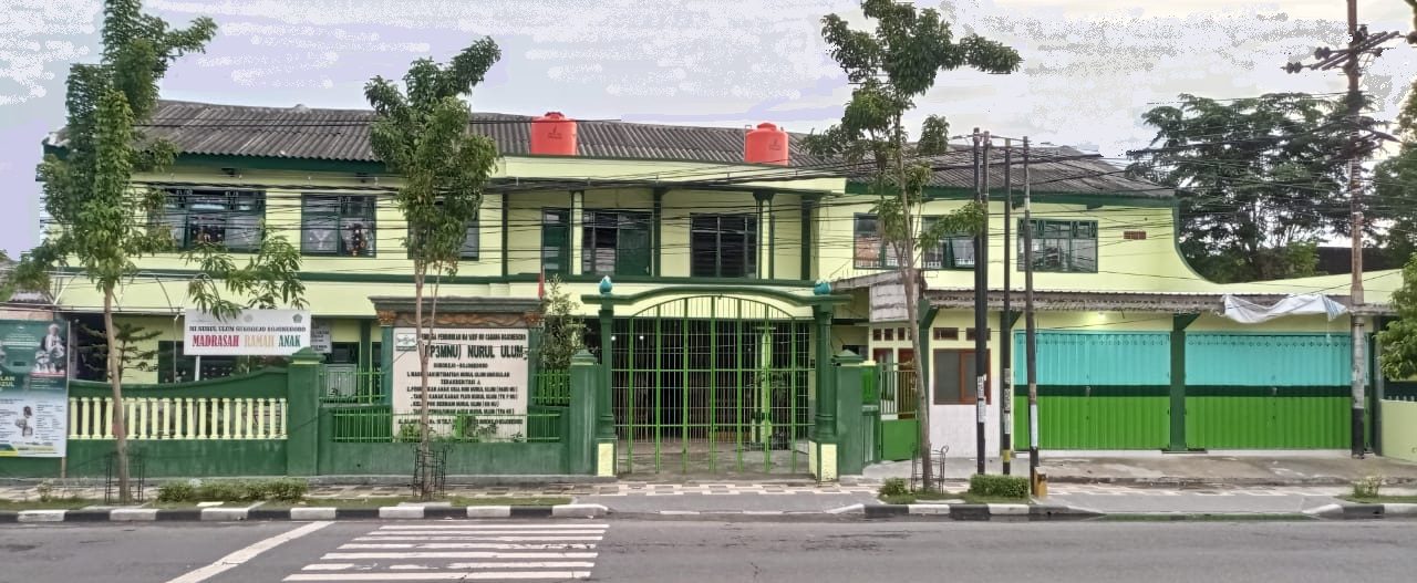 Gedung MI Nurul Ulum